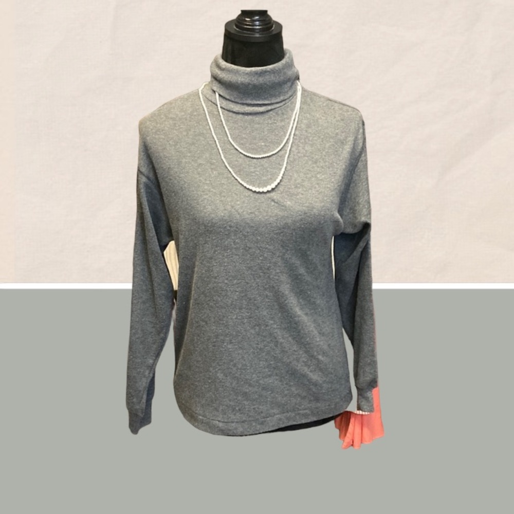Yellow cab co Turtal neck